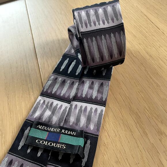 Alexander Julian Colours Silk Tie - Art Deco Pattern - Picture 2 of 5